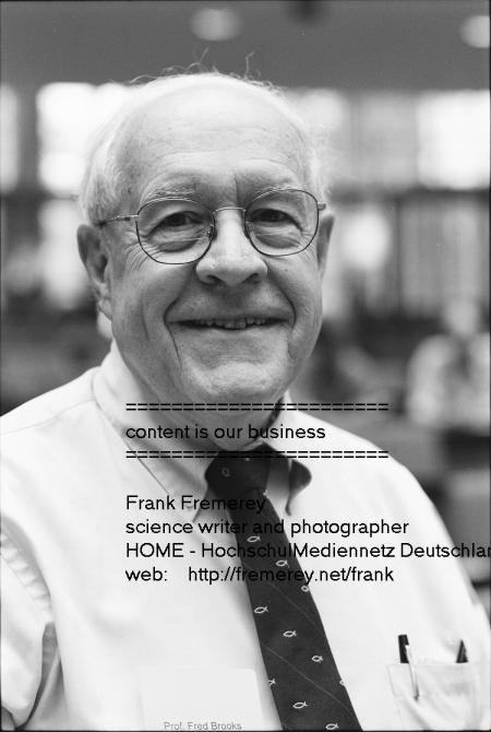 Foto von Fred Brooks, der ma&szlig;geblich zur Entwicklung von Hardware und Software des IBM-Mainframe beigetragen hat.