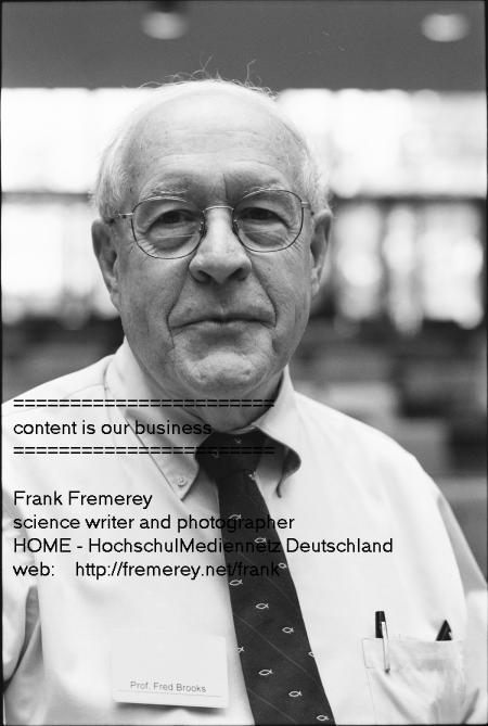Foto von Fred Brooks, der ma&szlig;geblich zur Entwicklung von Hardware und Software des IBM-Mainframe beigetragen hat.