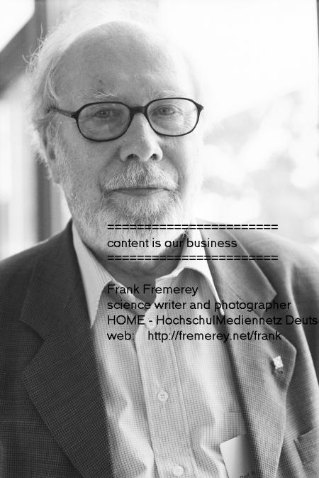 Foto von Niklaus Wirth. Er wurde vor allem als der Vater der Programmiersprache Pascal bekannt. Seine konsequente Weiterentwicklungen der Sprache, Modula und Oberon, haben den durchschlagenden Erfolg von Pascal nicht wiederholen k�nnen. Pascal wird bis heute als Instrument der Lehre im Informatikstudium verwendet.